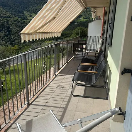 Balconi Sul - Stunning Lakeview And Pool Parzanica